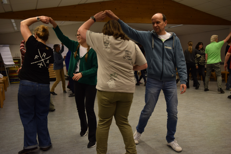 slider-volkstanzlehrgang-2026_05