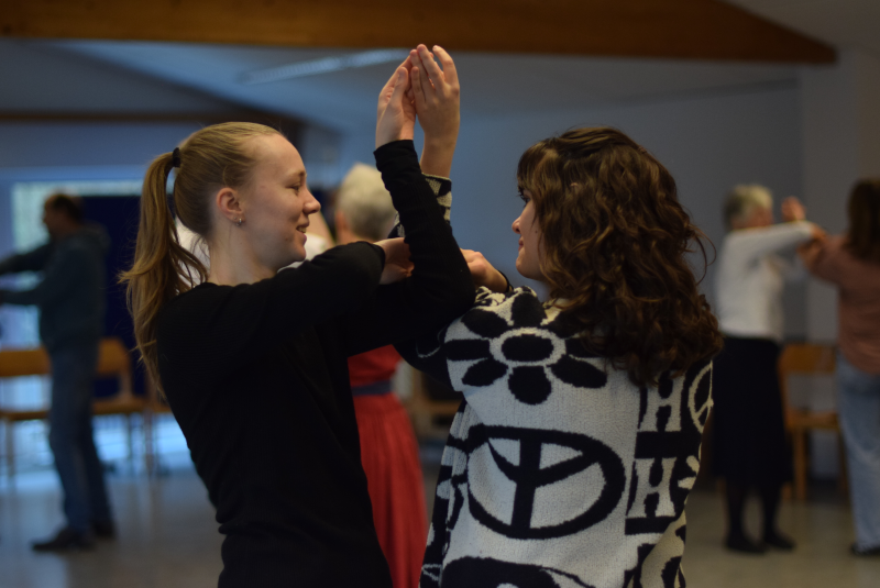 slider-volkstanzlehrgang-2026_14